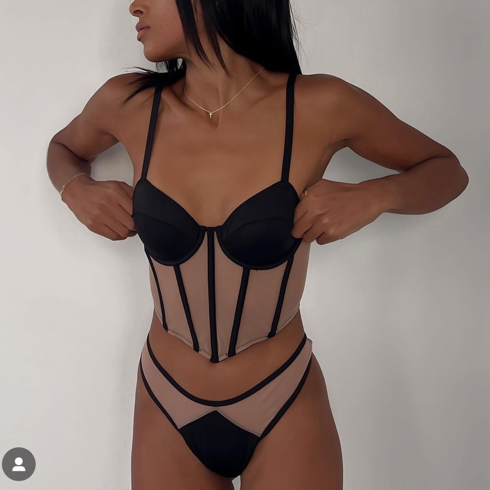 Black/Nude Lingerie Set